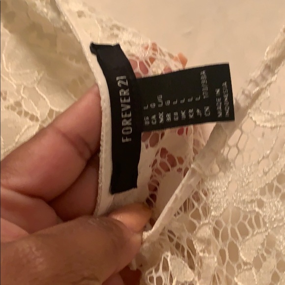 Dress - Picture 3 of 3